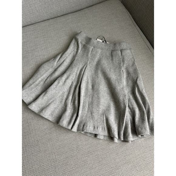 Zara gray soft‎ touch box pleat skirt girls size 9 - Picture 1 of 4